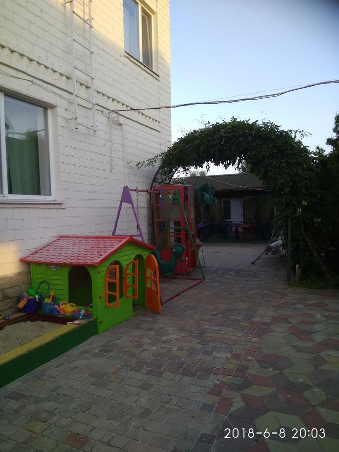Джага-Джага Zaliznyi Port Dış mekan fotoğraf